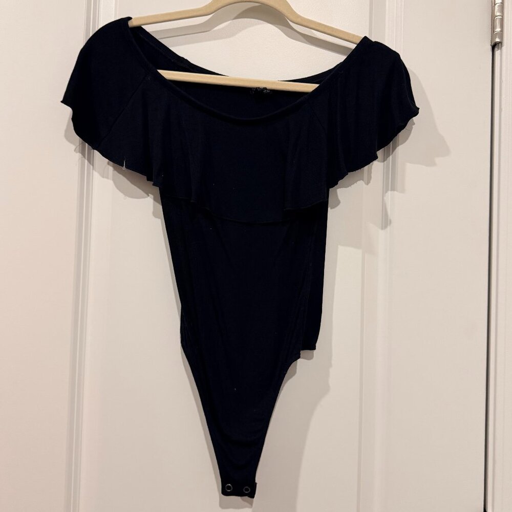 Express Black Off-the-Shoulder Bodysuit – Flutter Sleeve